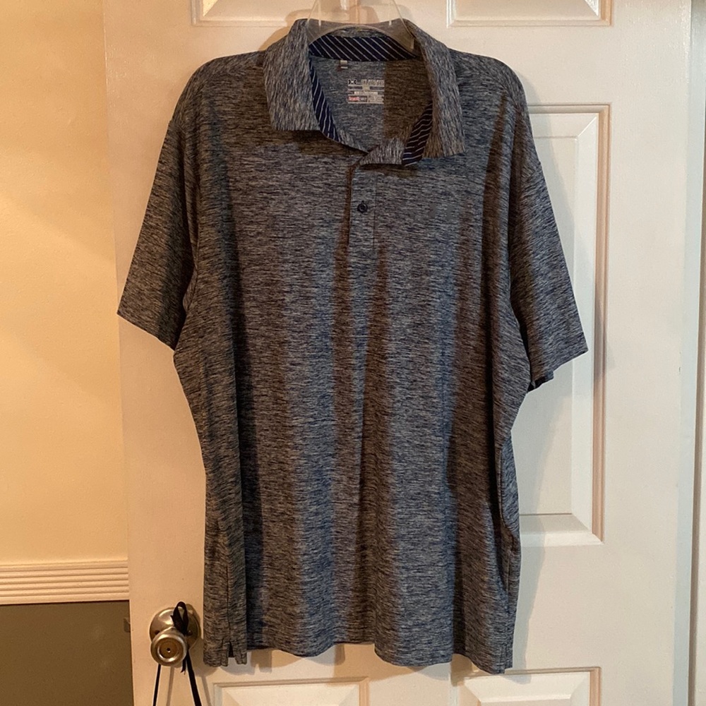 2XL mens loose heat gear under armour collared polo. Worn once. Navy blue.